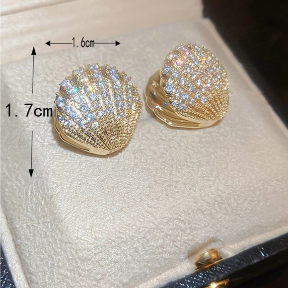 Shells dangle earrings - Picture 3 of 3